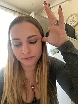 OlgaBuzzz online show from March 4, 7:19 am