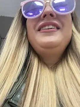 OlgaBuzzz online show from March 5, 8:54 am