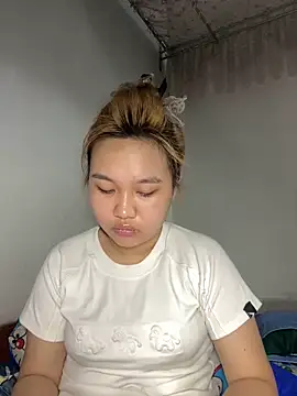 Odette68 online show from May 27, 1:57 am