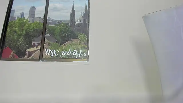 Snapshot of Littleolivia_ chatting on March 17, 12:57 pm Littleolivia online show from March 17, 12:57 pm