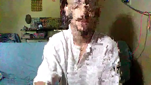 Snapshot of sellvageria chatting on November 15, 1:18 pm sellvageria online show from November 15, 1:18 pm