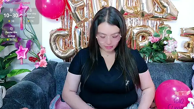 abbygarcia oli online show from April 8, 6:41 pm