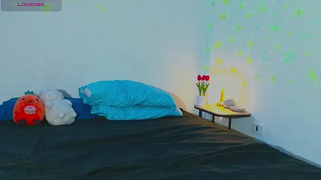 Snapshot of arnold_laurent_ chatting on March 6, 11:20 pm arnold laurent online show from March 6, 11:20 pm