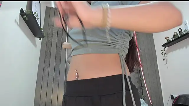 Snapshot of AbbyWathson chatting on November 10, 7:35 pm AbbyWathson online show from November 10, 7:35 pm