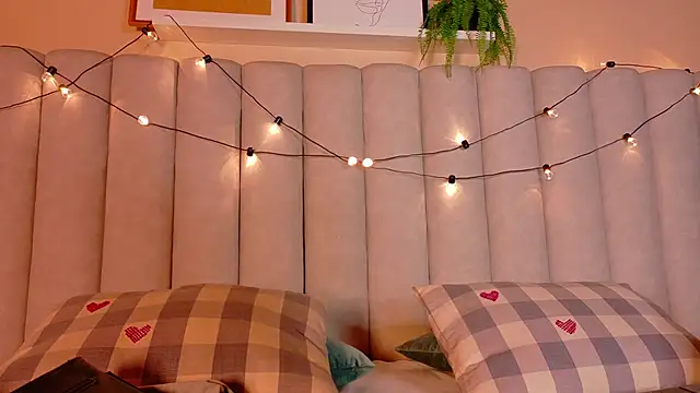 Snapshot of AbbyWathson chatting on November 13, 7:57 pm AbbyWathson online show from November 13, 7:57 pm