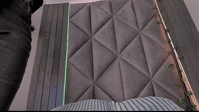 Snapshot of AbbyWathson chatting on November 20, 7:57 pm AbbyWathson online show from November 20, 7:57 pm