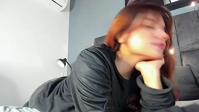 Snapshot of AbbyWathson chatting on November 29, 11:35 am AbbyWathson online show from November 29, 11:35 am