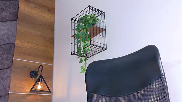 Snapshot of AbbyWathson chatting on January 14, 11:49 am AbbyWathson online show from January 14, 11:49 am