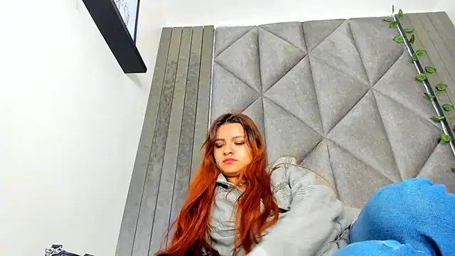 Snapshot of AbbyWathson chatting on February 12, 11:49 am AbbyWathson online show from February 12, 11:49 am