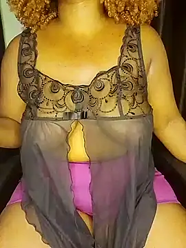 Snapshot of Black_Starr chatting on January 19, 3:32 pm Black Starr online show from January 19, 3:32 pm