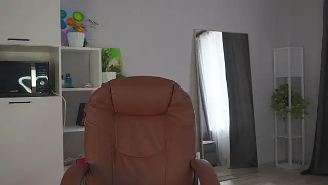 Snapshot of Victoria1Love chatting on September 20, 8:48 am Victoria1Love online show from September 20, 8:48 am