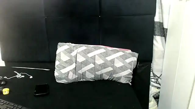 SweetHotBabby18 online show from September 20, 6:14 am