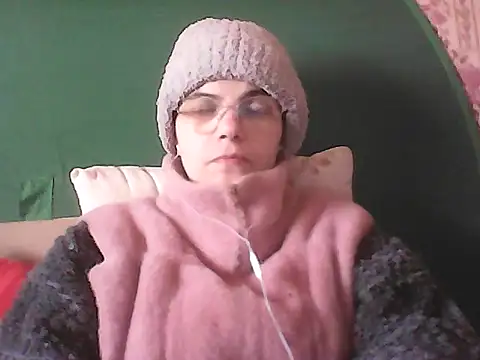 Musical  fantasy online show from April 4, 8:12 am