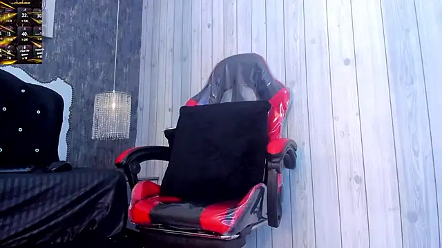 Snapshot of RicoBrown777_ chatting on February 14, 3:22 am RicoBrown777 online show from February 14, 3:22 am