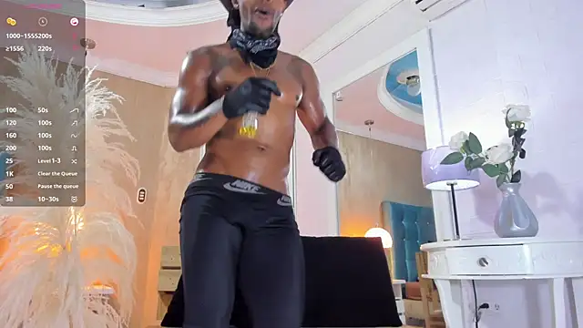 Snapshot of RicoBrown777_ chatting on September 17, 4:25 am RicoBrown777 online show from September 17, 4:25 am