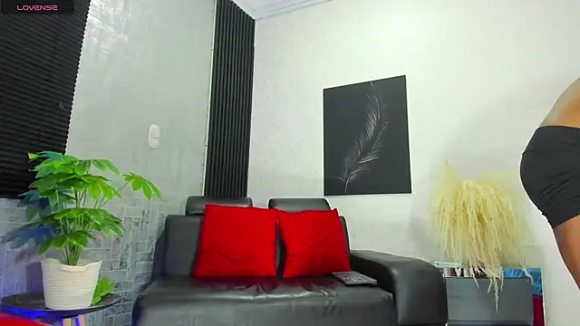 Snapshot of RicoBrown777_ chatting on October 14, 4:02 am RicoBrown777 online show from October 14, 4:02 am