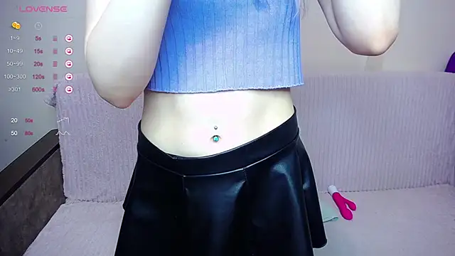 Snapshot of Olivia_Graceee chatting on December 7, 9:06 am Olivia Graceee online show from December 7, 9:06 am