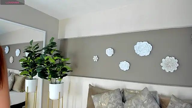 Snapshot of AylinMillerxs chatting on September 10, 7:47 pm AylinMillerxs online show from September 10, 7:47 pm