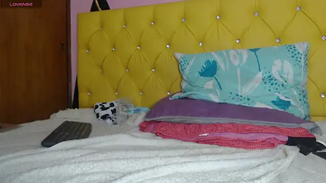 Snapshot of Aidan_twink chatting on February 3, 1:52 am Aidan twink online show from February 3, 1:52 am