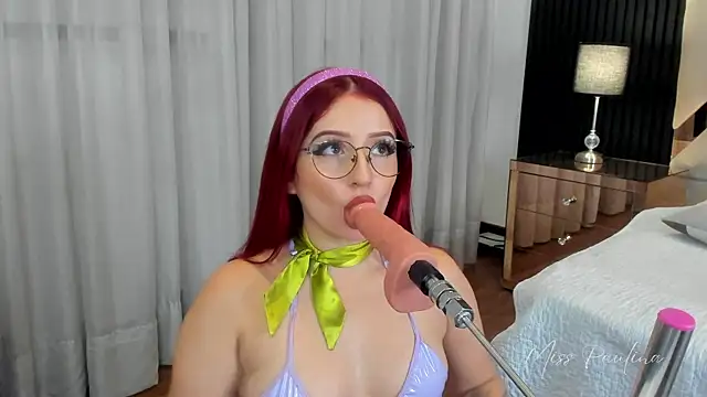 misspaulinaa online show from March 14, 2:42 am