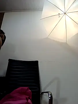 Snapshot of Michelle_Brito1 chatting on February 17, 11:23 am Michelle Brito1 online show from February 17, 11:23 am