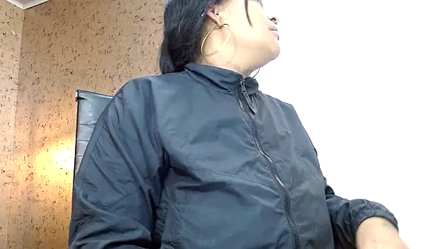 Snapshot of Michelle_Brito1 chatting on February 26, 2:14 pm Michelle Brito1 online show from February 26, 2:14 pm