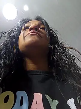 Snapshot of Michelle_Brito1 chatting on March 4, 12:44 pm Michelle Brito1 online show from March 4, 12:44 pm