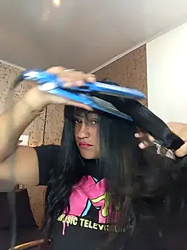Snapshot of Michelle_Brito1 chatting on September 29, 8:13 pm Michelle Brito1 online show from September 29, 8:13 pm
