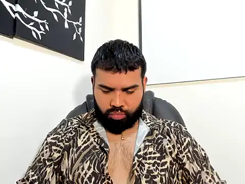 JEAN  TAUREAU online show from December 5, 4:54 am