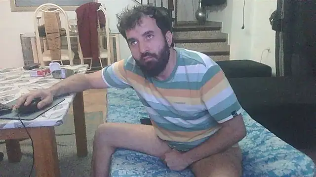 Snapshot of FJcouple chatting on January 17, 8:55 pm FJcouple online show from January 17, 8:55 pm