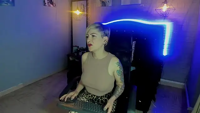 Maria fernandaxxx  online show from January 19, 8:30 pm