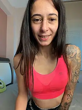 Snapshot of SOFIASWEETSECRETT chatting on November 6, 10:16 am SOFIASWEETSECRETT online show from November 6, 10:16 am