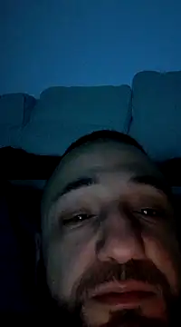 Snapshot of Reeeks69 chatting on December 30, 5:04 am Reeeks69 online show from December 30, 5:04 am