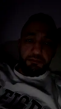 Snapshot of Reeeks69 chatting on February 11, 3:08 am Reeeks69 online show from February 11, 3:08 am