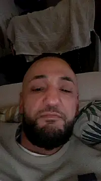 Snapshot of Reeeks69 chatting on March 2, 4:17 am Reeeks69 online show from March 2, 4:17 am