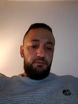 Snapshot of Reeeks69 chatting on March 13, 10:43 pm Reeeks69 online show from March 13, 10:43 pm