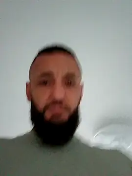 Snapshot of Reeeks69 chatting on September 17, 5:25 pm Reeeks69 online show from September 17, 5:25 pm