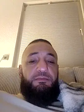 Snapshot of Reeeks69 chatting on September 29, 4:28 am Reeeks69 online show from September 29, 4:28 am