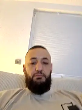 Snapshot of Reeeks69 chatting on October 23, 4:45 am Reeeks69 online show from October 23, 4:45 am