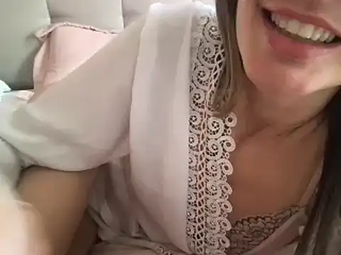 paolajonez online show from January 20, 4:45 pm