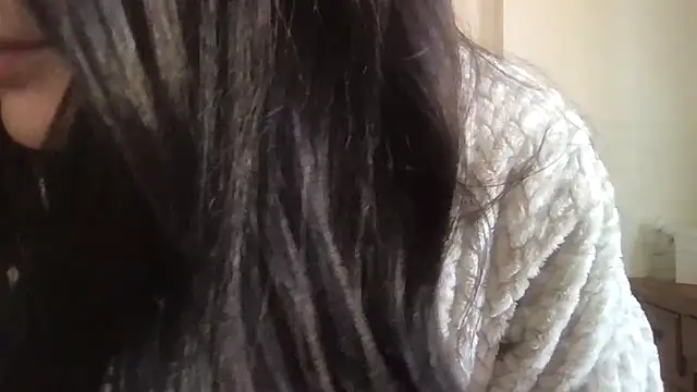 paolajonez online show from November 21, 12:37 pm