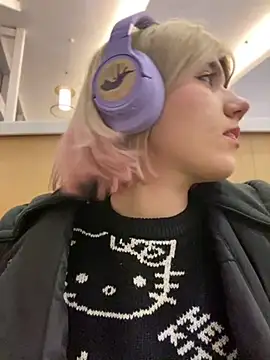 Snapshot of Baby__Naughty chatting on December 6, 5:11 pm Baby Naughty online show from December 6, 5:11 pm