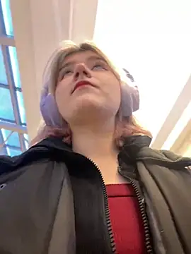 Snapshot of Baby__Naughty chatting on December 21, 10:06 am Baby Naughty online show from December 21, 10:06 am