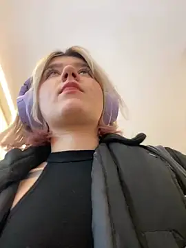 Snapshot of Baby__Naughty chatting on December 22, 12:16 pm Baby Naughty online show from December 22, 12:16 pm