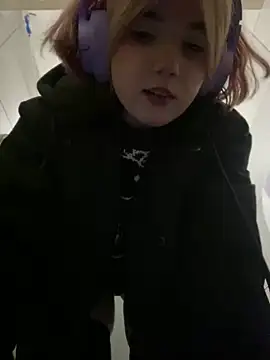 Snapshot of Baby__Naughty chatting on January 7, 3:12 pm Baby Naughty online show from January 7, 3:12 pm