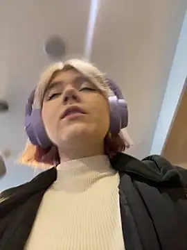 Snapshot of Baby__Naughty chatting on January 11, 9:15 am Baby Naughty online show from January 11, 9:15 am