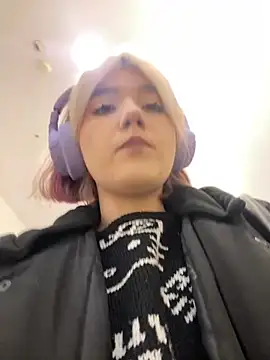 Snapshot of Baby__Naughty chatting on January 15, 12:15 pm Baby Naughty online show from January 15, 12:15 pm