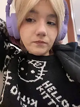 Snapshot of Baby__Naughty chatting on January 15, 3:18 pm Baby Naughty online show from January 15, 3:18 pm