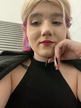 Snapshot of Baby__Naughty chatting on January 22, 11:23 am Baby Naughty online show from January 22, 11:23 am