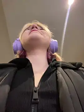 Snapshot of Baby__Naughty chatting on January 24, 8:13 am Baby Naughty online show from January 24, 8:13 am